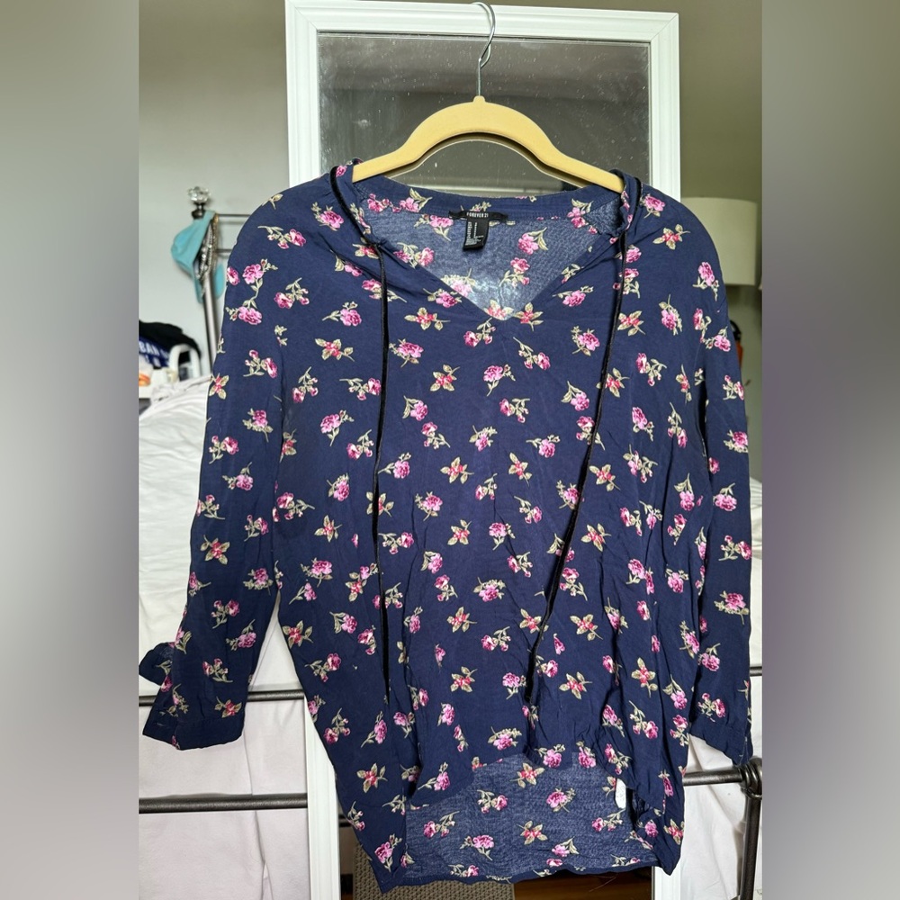 Forever 21 Blue Floral Long sleeve shirt